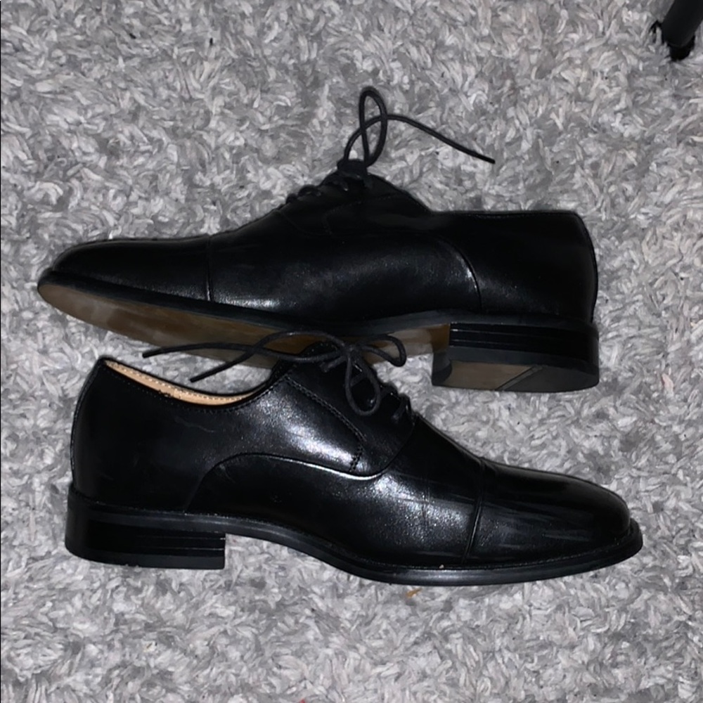 Men's Lace Up Round Cap Toe Dress Shoes Varsity